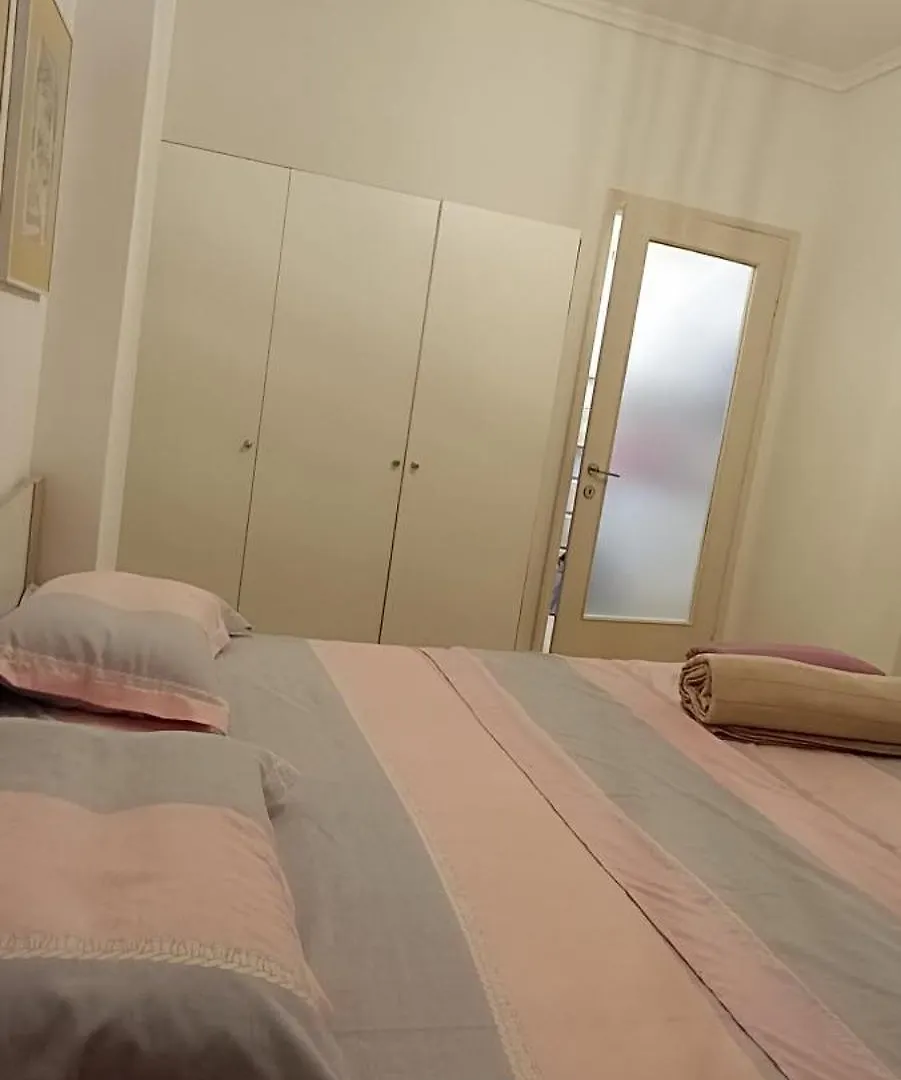 Apartmentssindesmos Peraía 0*,  اليونان