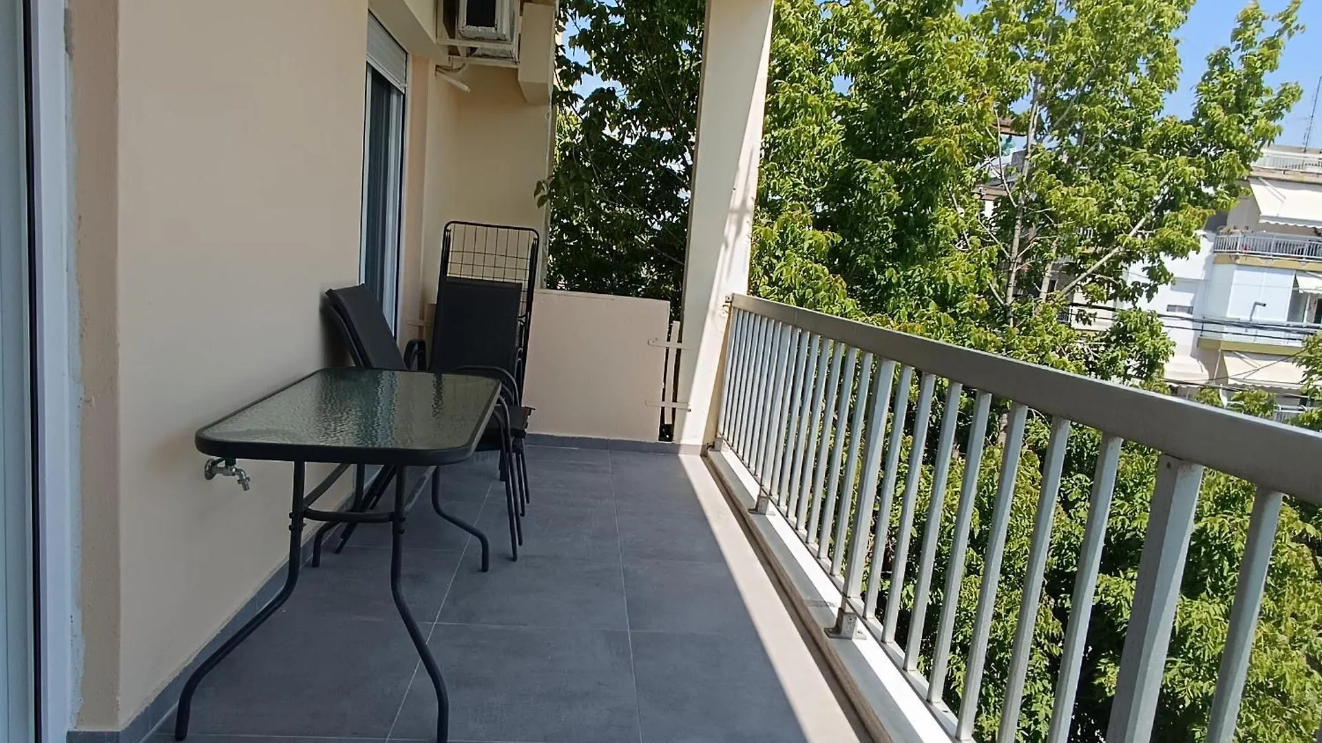 Apartmentssindesmos Peraía 0*,  اليونان
